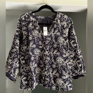 NWT Ann Taylor Navy Floral Embroidered Popover Top Large